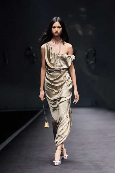 Look 61